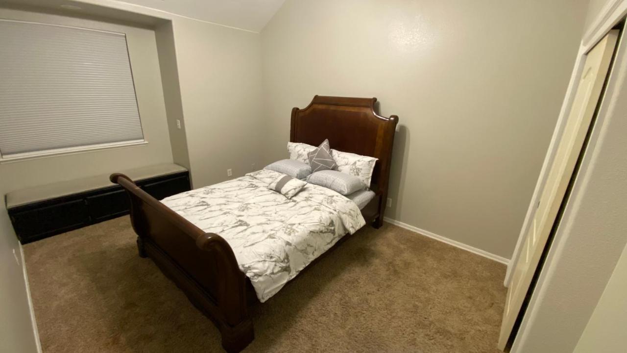 Beautiful Peaceful Desirable Home In Madera Rancho Εξωτερικό φωτογραφία