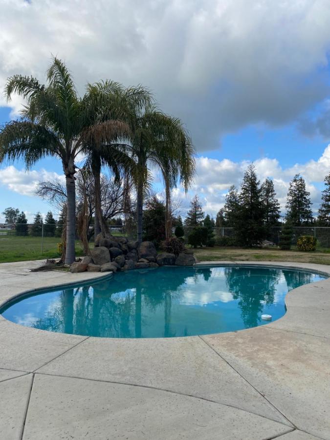 Beautiful Peaceful Desirable Home In Madera Rancho Εξωτερικό φωτογραφία