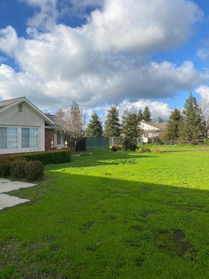Beautiful Peaceful Desirable Home In Madera Rancho Εξωτερικό φωτογραφία